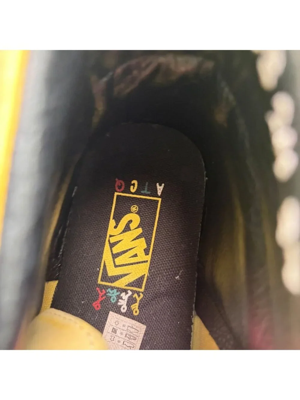 Vans Sk8-Hi A Tribe Called Quest Mens Size 9.5 Womens 11 Athletic Shoes Sneakers